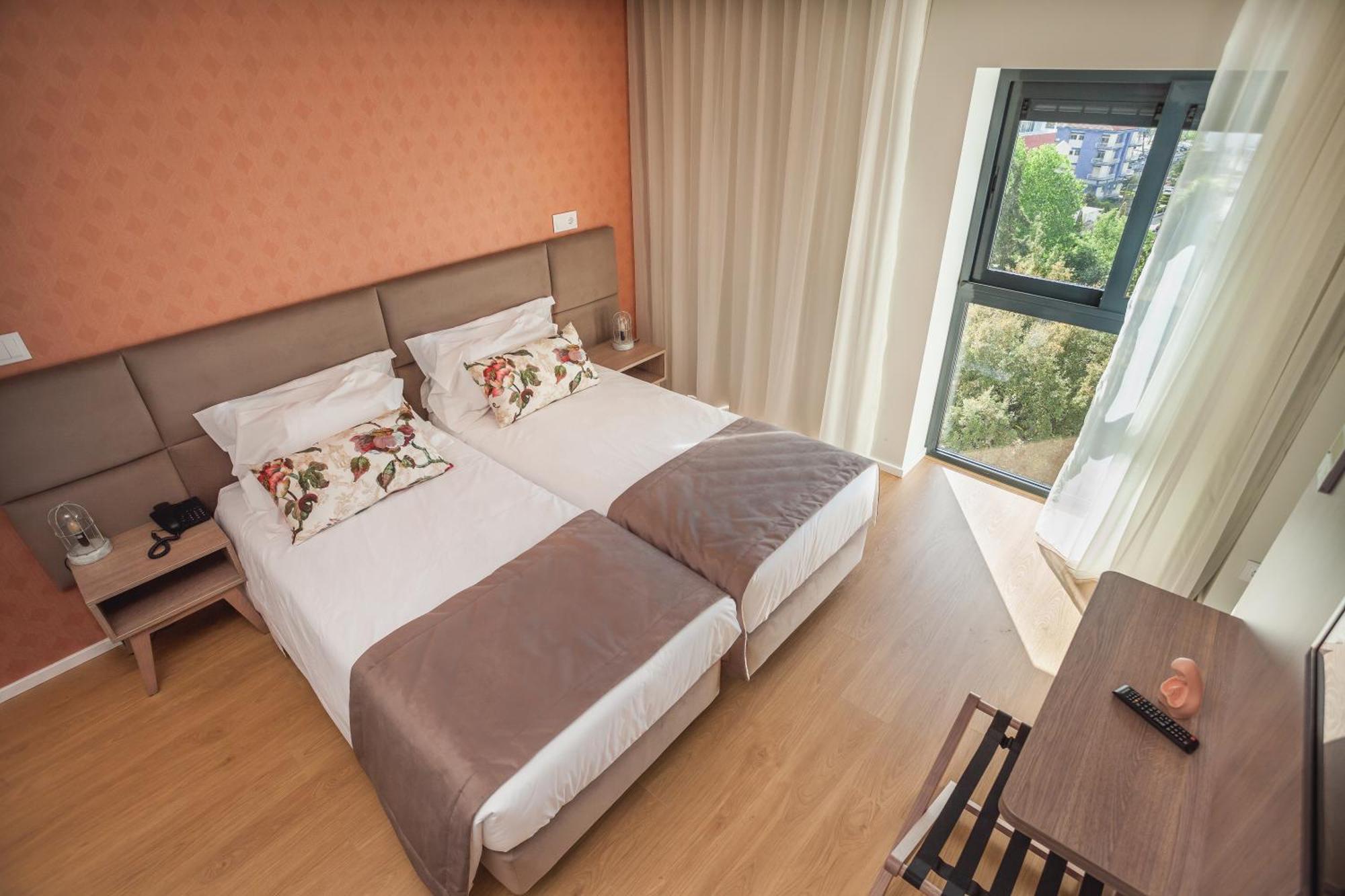 Double or Twin Room Extra Bed