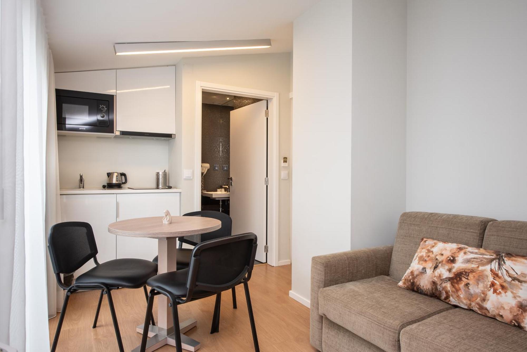 Studio Apartment